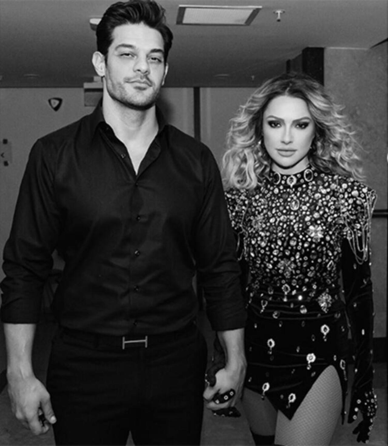 Hadise ile sevgilisi Mehmet Dinçerler'den el ele pozlar!