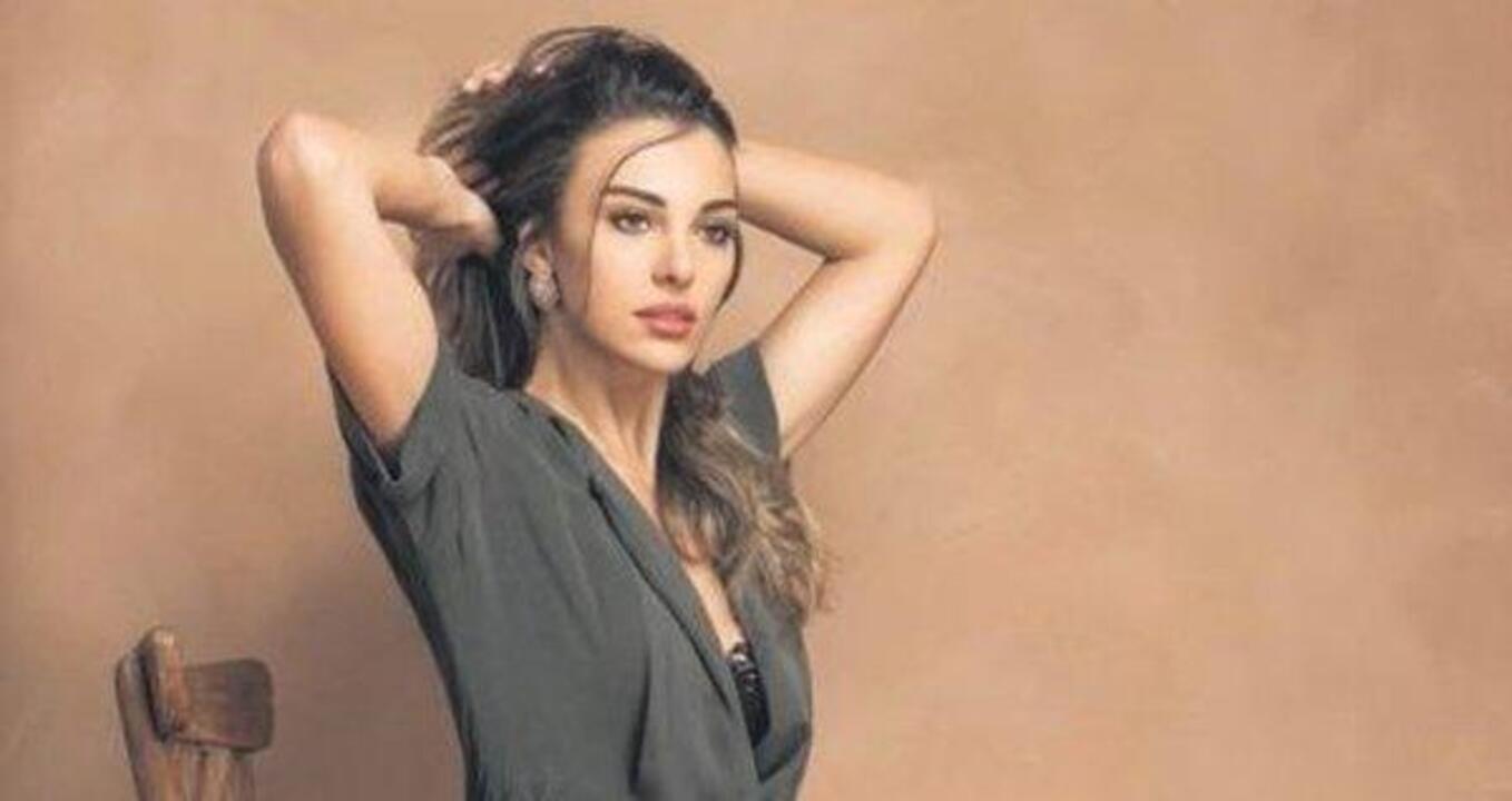 Kağıt Ev'in Azra'sı Tuvana Türkay kimdir?