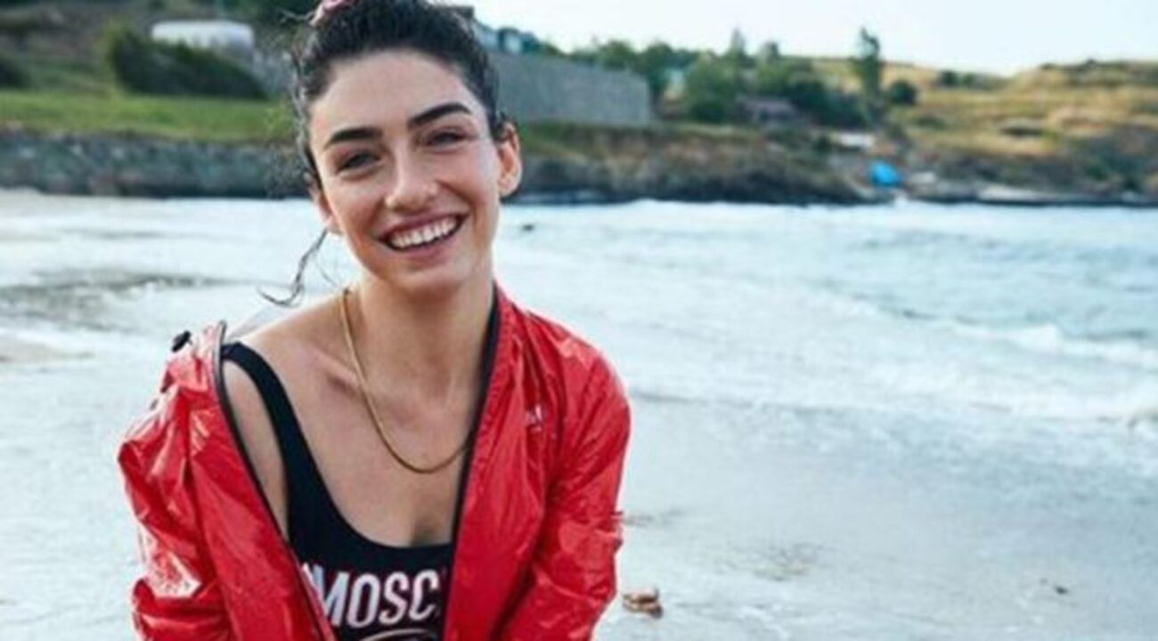 Yoktan Seçmeli dizisinin oyuncu kadrosu netleşiyor! Hazar Ergüçlü kimdir? Hazar Ergüçlü nereli kaç yaşında?