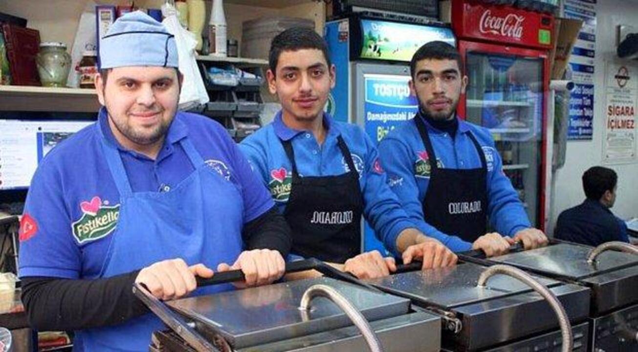 Boş baklavanın ardından 'Tostçu Erol'den 2 liraya boş tost!