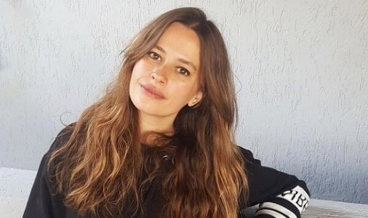 Bir Zamanlar Kıbrıs Hemşire Sandy kimdir? Sümeyra Koç kimdir?