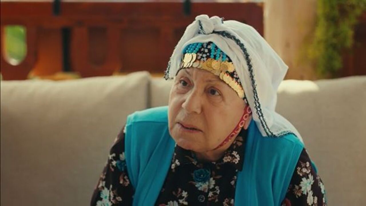 Oyuncu Zerrin Sümer kimdir? Zerrin Sümer hakkında bilgiler