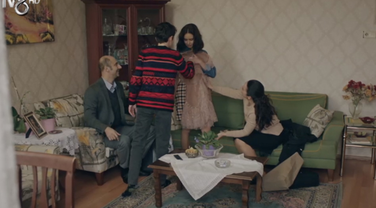 Kırmızı Oda Nihal'in gençliğini kim canlandırdı? Gerçek adı nedir?