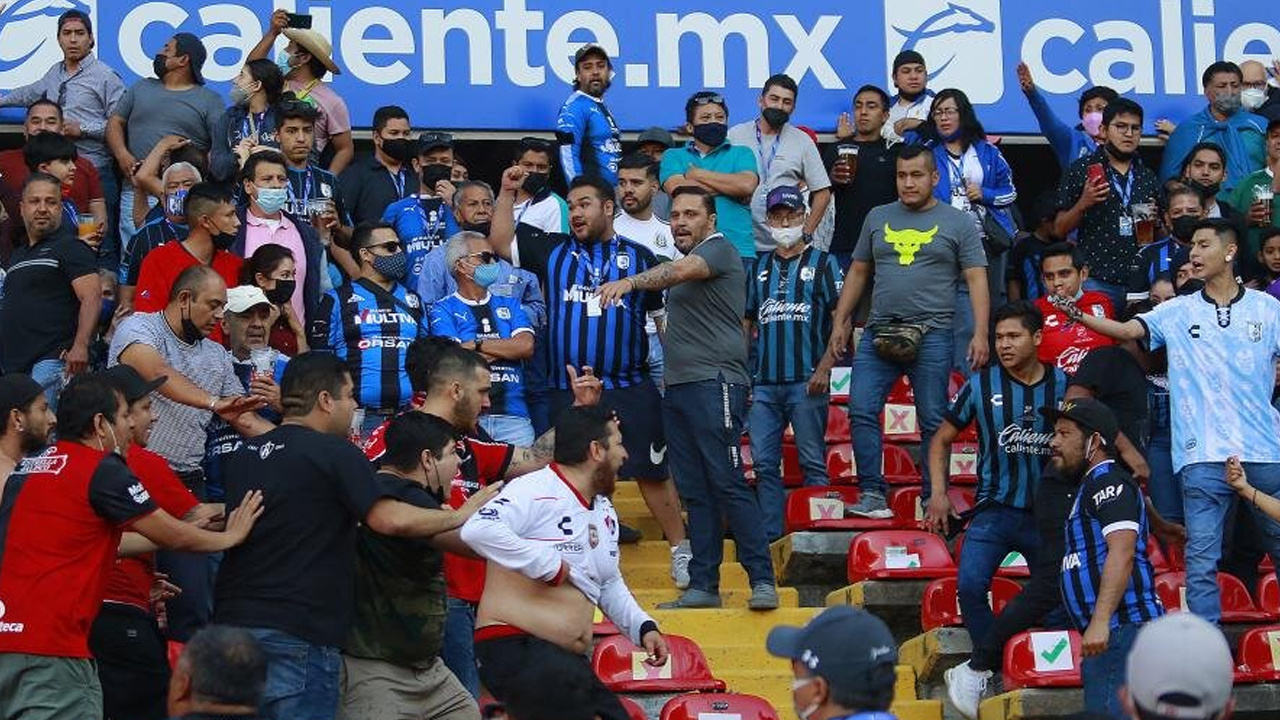 Meksika liginde kanlı maç: 17 kişi öldü!
