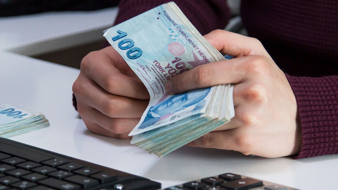 Memur ve Emekli Maaşlarını Kapsayan O Zam Geldi!