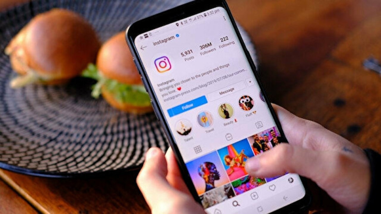 Instagram Yeni Özelliğini Duyurdu! İntasgram Mesajlaşmada Kolaylık Sağlayacak
